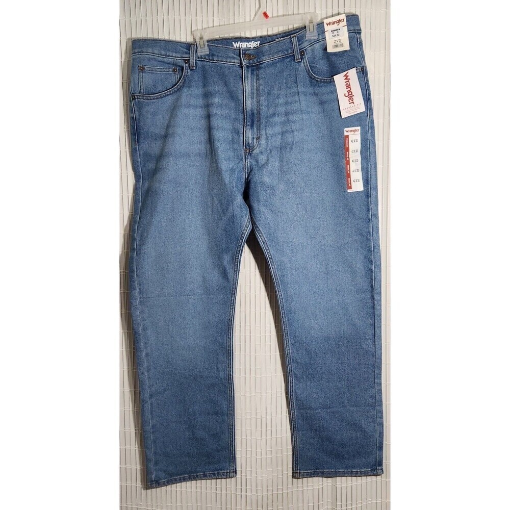 Wrangler Denim Jeans size 42x30 Blue Regular Fit Straight Leg